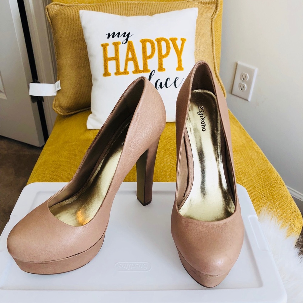 Zigi soho Tan high heel shoe